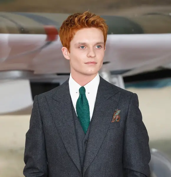 Is Tom Glynn-Carney Gay? Or The Rumors Exists Because Of His Mystery